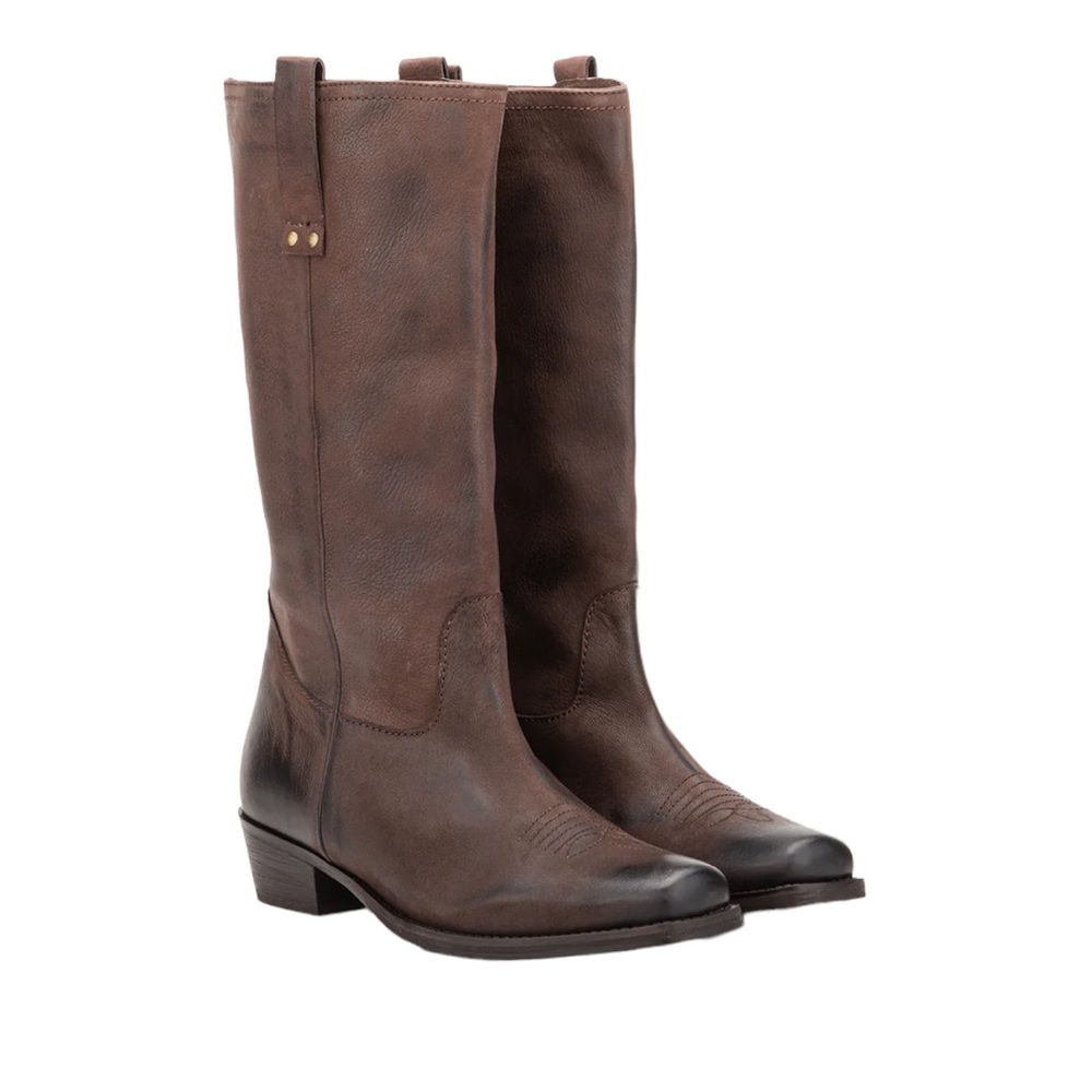The Aliza by Vintage Foundry Co is a beautiful leather boot